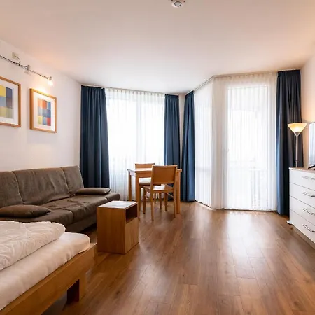 Ferienwohnpark Ein-zimmer-apartment 49 38 Apartamento Immenstaad am Bodensee